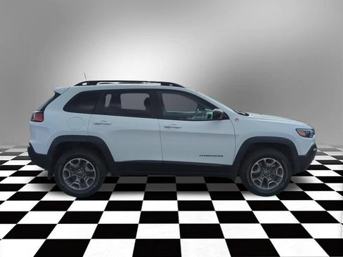Used 2022 Jeep Cherokee Trailhawk AWD/4WD image 9