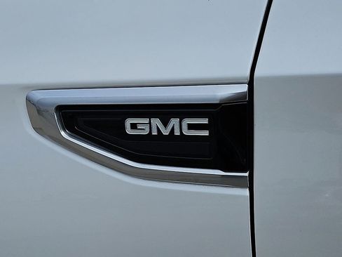 Used 2022 GMC Yukon Denali image 14
