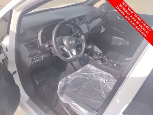 Used 2023 Nissan Leaf SV Plus image 12