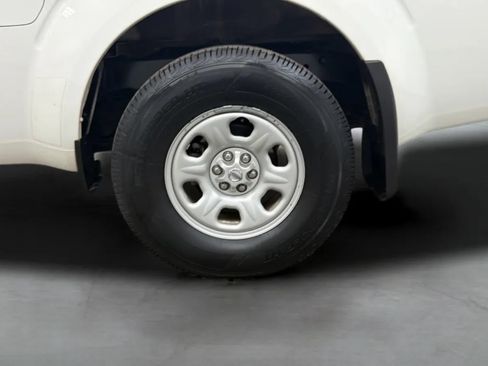 Used 2020 Nissan Frontier S RWD image 27