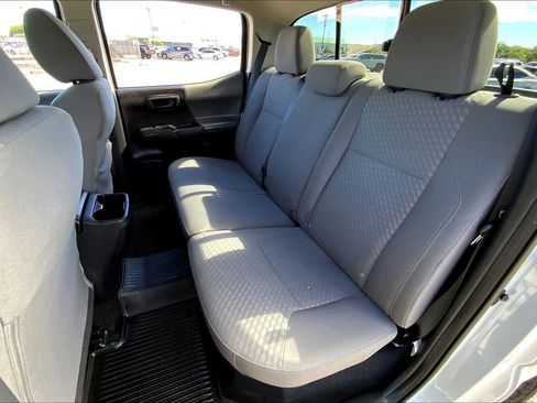 Used 2020 Toyota Tacoma SR w/ SR Convenience Package image 20