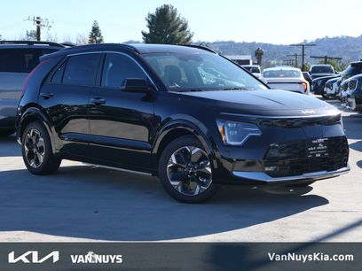New 2025 Kia Niro Wave w/ Wave Preserve Package