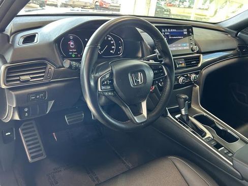 Used 2022 Honda Accord Sport image 16