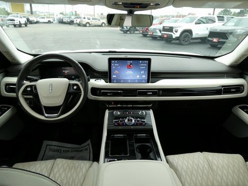 Used 2023 Lincoln Aviator Black Label Grand Touring w/ Class IV Trailer Tow Package image 24