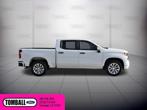 Used 2023 Chevrolet Silverado 1500 Custom RWD image 9