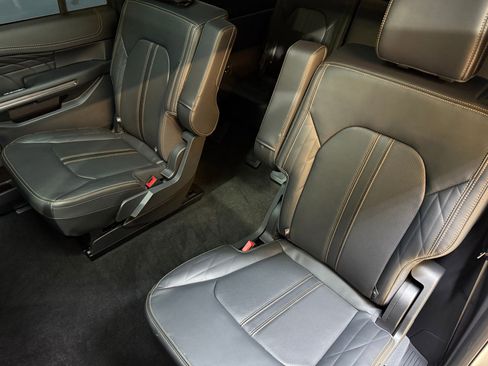 Used 2023 Ford Expedition Max Platinum image 45
