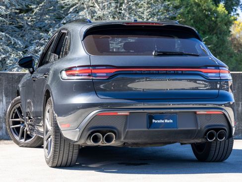 Used 2023 Porsche Macan Turbo image 3