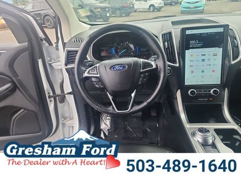 Used 2024 Ford Edge SEL AWD/4WD image 17