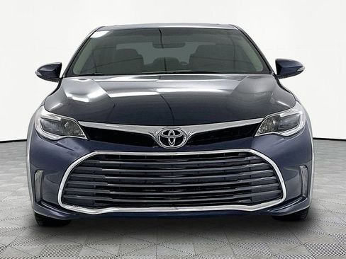 Used 2016 Toyota Avalon XLE Premium image 2