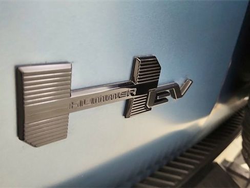 Used 2024 GMC Hummer EV 3X w/ Omega Edition image 17