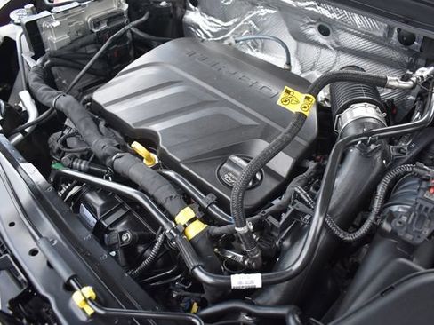 New 2026 Chevrolet Trax RS w/ Driver Confidence Package FWD image 35
