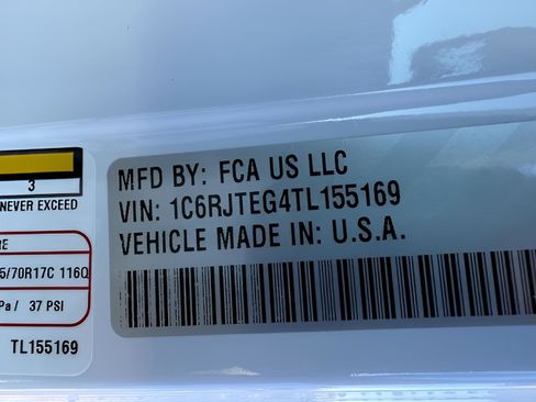 New 2026 Jeep Gladiator Mojave image 28