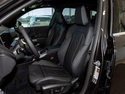 Used 2025 BMW X3 xDrive30i w/ Premium Package image 34