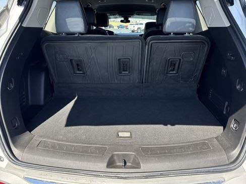 Certified 2021 Buick Enclave Premium w/ Surround and Sites Package AWD/4WD image 24