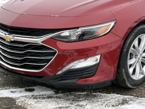 Used 2019 Chevrolet Malibu LT w/ Driver Confidence Package image 7