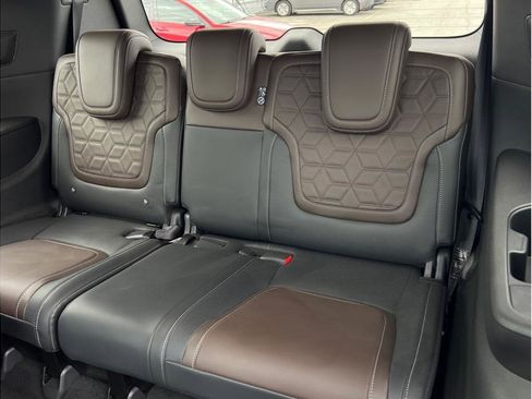 Used 2025 Nissan Armada Platinum AWD/4WD image 11