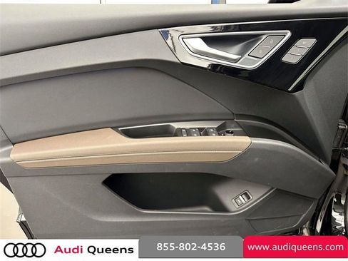 Used 2025 Audi Q4 e-tron Premium Plus w/ Premium Plus image 18