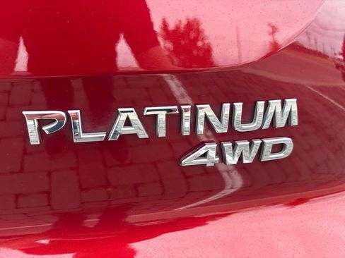 Used 2023 Nissan Pathfinder Platinum w/ Lighting Package (N93) AWD/4WD image 12