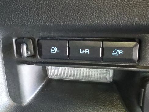 Used 2024 Ford Explorer Limited w/ Limited Technology Package AWD/4WD image 36