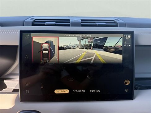 Used 2022 Land Rover Defender 110 X-Dynamic SE image 14