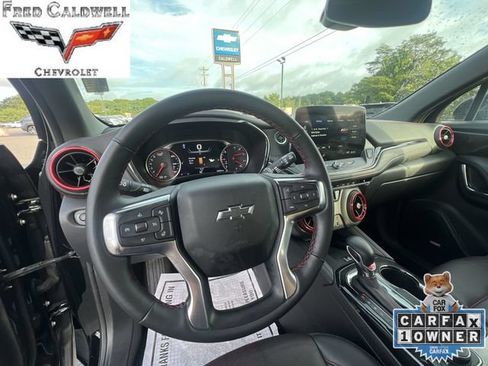 Used 2025 Chevrolet Blazer RS FWD image 16