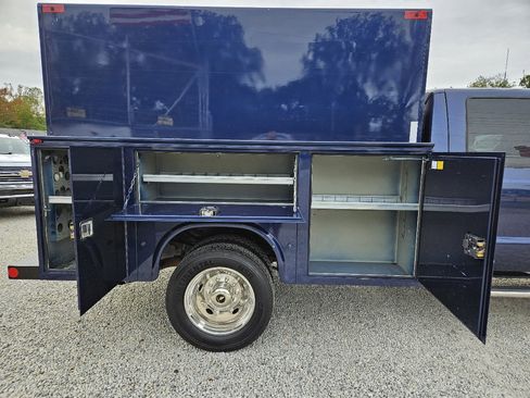 Used 2011 Ford F450 XL w/ PWR Equipment Group image 16