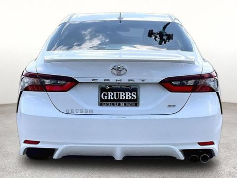 Used 2023 Toyota Camry SE FWD image 5