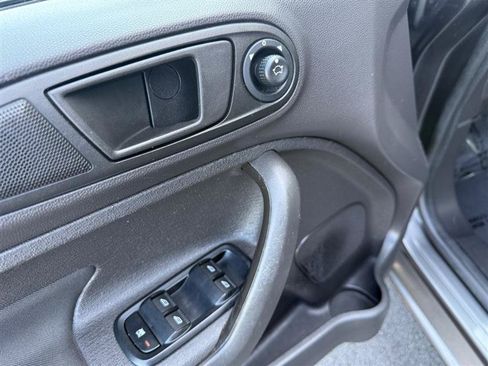 Used 2019 Ford Fiesta SE FWD image 24