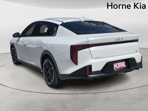 New 2025 Kia K4 GT-Line image 5