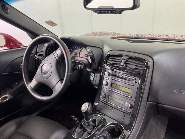 Used 2009 Chevrolet Corvette Coupe RWD image 21