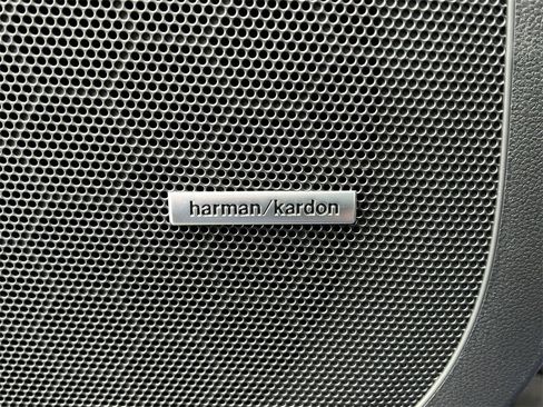 New 2026 Subaru Ascent Limited image 17