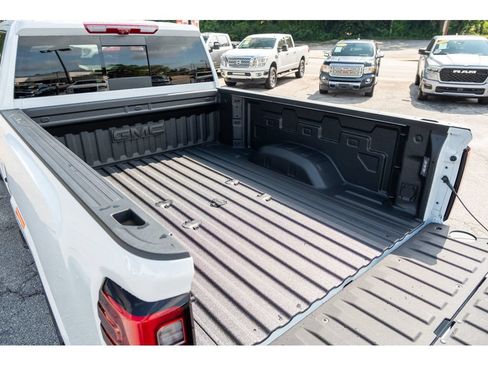 New 2026 GMC Sierra 2500 Denali Ultimate AWD/4WD image 35
