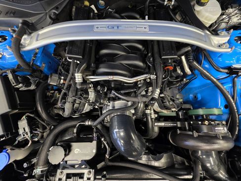Used 2022 Ford Mustang GT Premium w/ Equipment Group 401A RWD image 3