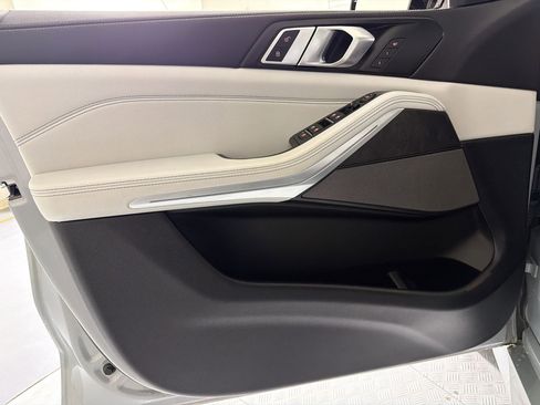 Certified 2025 BMW X5 sDrive40i w/ M Sport Package RWD image 10