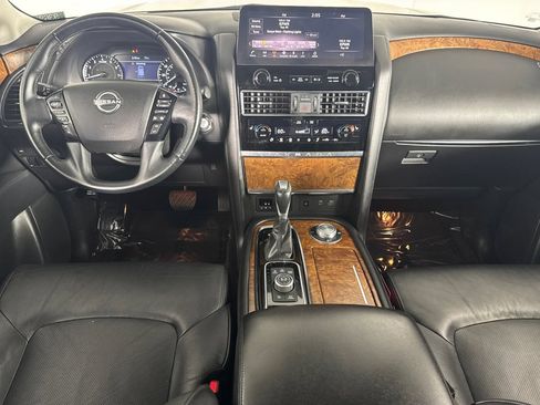 Used 2024 Nissan Armada SL w/ Captain's Chairs Package AWD/4WD image 10