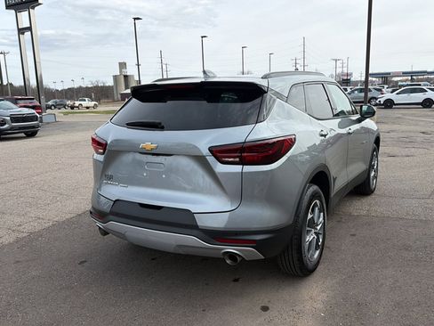 Used 2024 Chevrolet Blazer LT w/ Convenience Package image 4