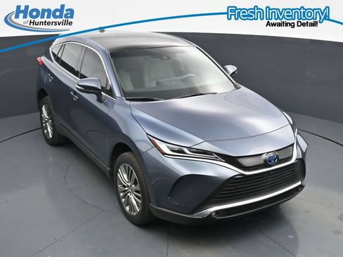 Used 2023 Toyota Venza Limited AWD/4WD image 16
