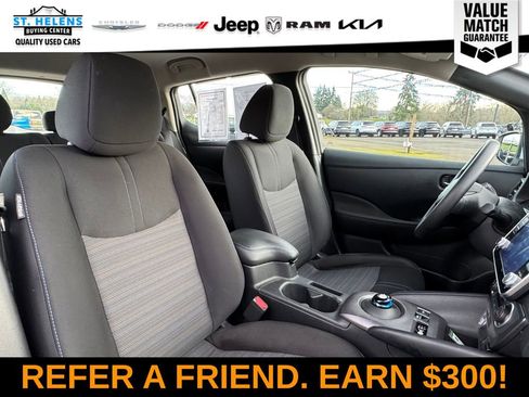 Used 2022 Nissan Leaf S image 30