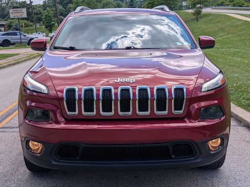 Used 2015 Jeep Cherokee Latitude w/ Cold Weather Group AWD/4WD image 10