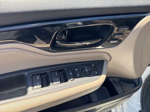 Used 2020 Honda Odyssey Elite image 19