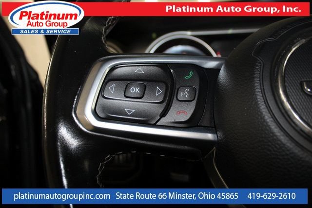 Used 2019 Jeep Wrangler Unlimited Sahara w/ Safety Group AWD/4WD image 14