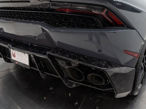 Used 2017 Lamborghini Huracan LP 610-4 AWD/4WD image 94