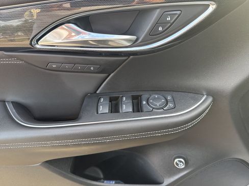 Used 2023 Buick Envision Essence w/ Technology Package I image 16