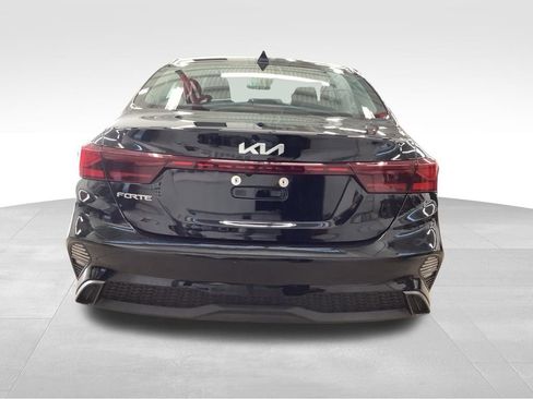 Certified 2023 Kia Forte LXS FWD image 28