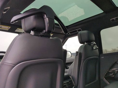 New 2025 Land Rover Range Rover Sport Dynamic SE image 18