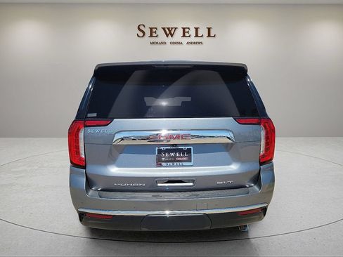 Used 2022 GMC Yukon SLT w/ SLT Premium Package RWD image 4