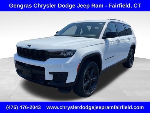 Certified 2023 Jeep Grand Cherokee L Laredo AWD/4WD image 3