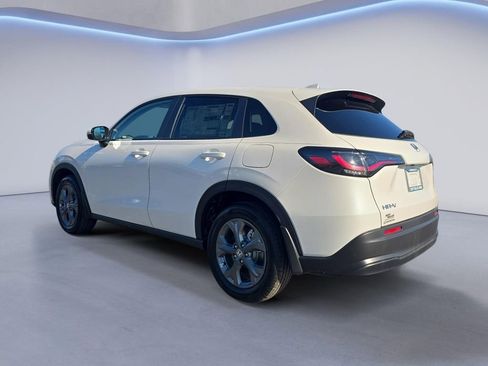 New 2026 Honda HR-V LX image 3