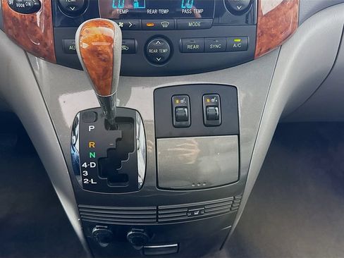 Used 2009 Toyota Sienna XLE Limited AWD/4WD image 15
