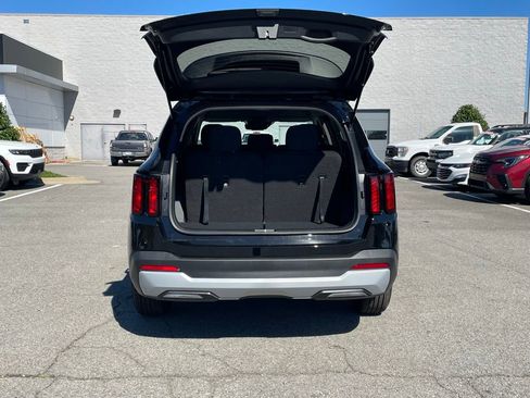 New 2026 Kia Sorento LX image 7